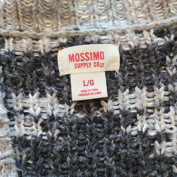 Mossimo Sweater Size Large - Picture 3 of 3